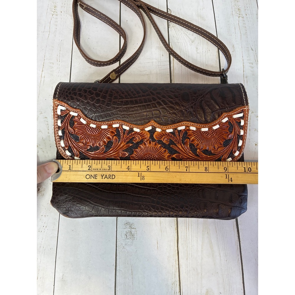 Myra Bag Brown Croco Leather Tooled Floral Crossbody Bag Sunflower Whipstitch - Picture 8 of 9
